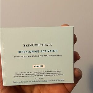 SkinCeuticals Retexturing Activator Serum - Light Blue